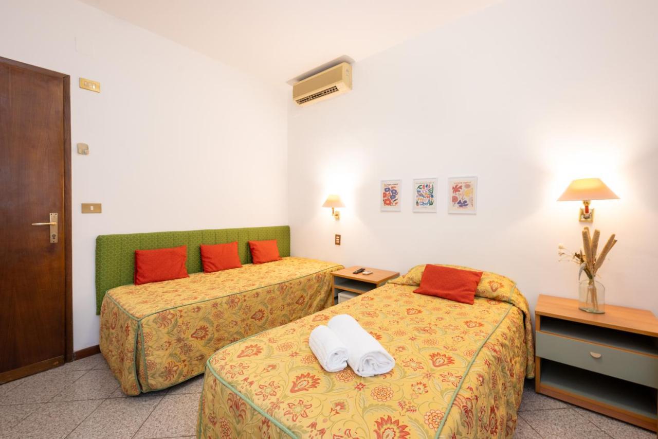 Camelia Rooms Venice Guesthouse Mestre Zewnętrze zdjęcie