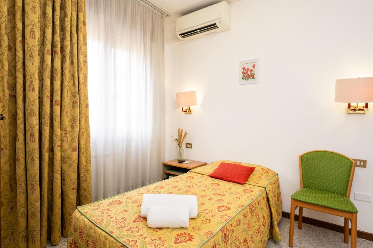 Camelia Rooms Venice Guesthouse Mestre Zewnętrze zdjęcie