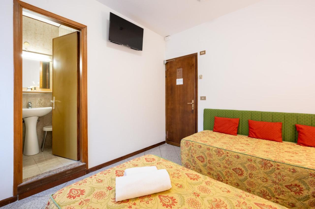 Camelia Rooms Venice Guesthouse Mestre Zewnętrze zdjęcie